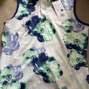 Tank sleeves less Lady Hagen NEw